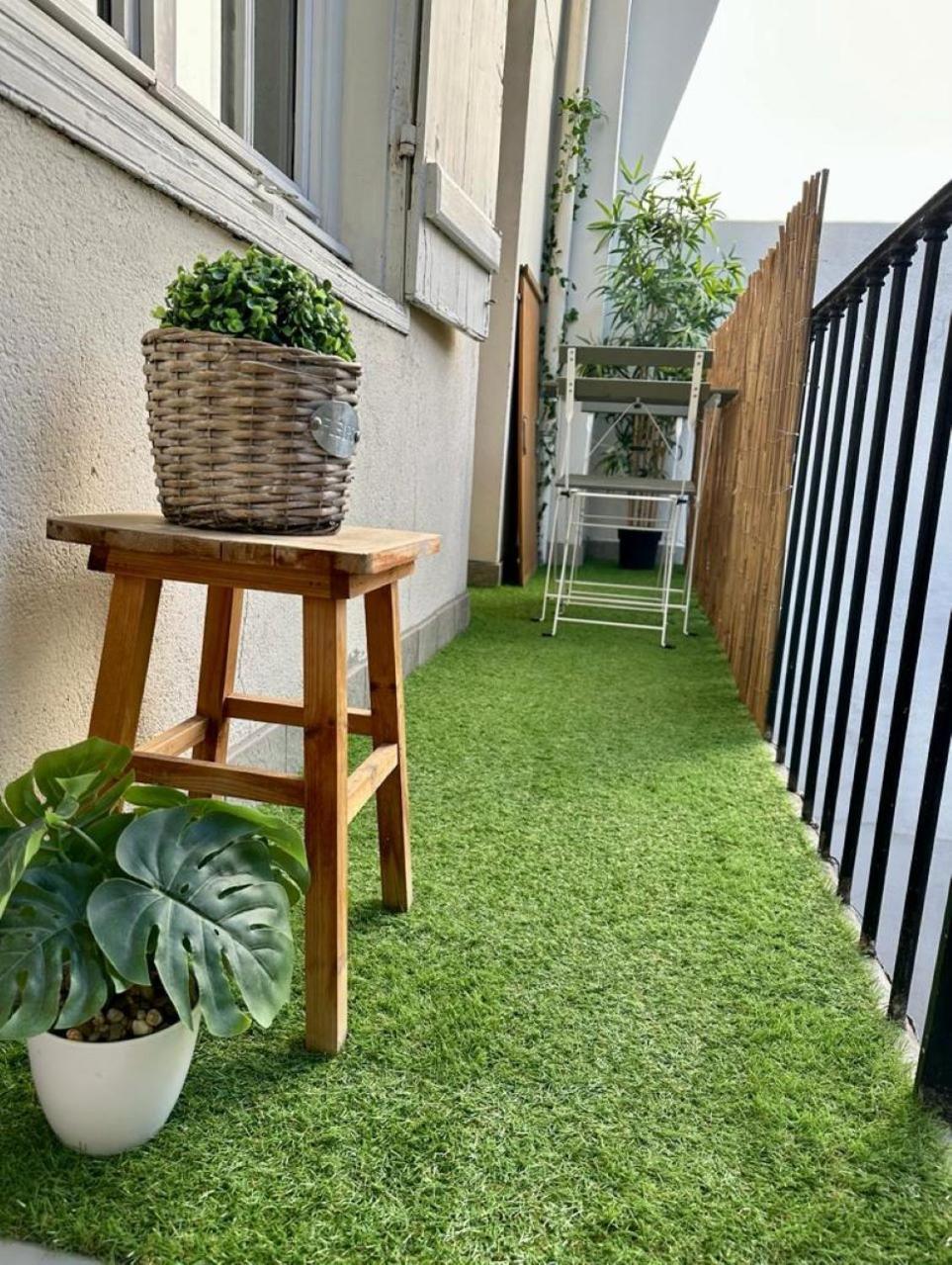"Douceur De Vignes", Cosy, Coeur De Ville, Classe 3 Etoiles - By Primo C0Nciergerie Chalon-sur-Saône Exterior foto